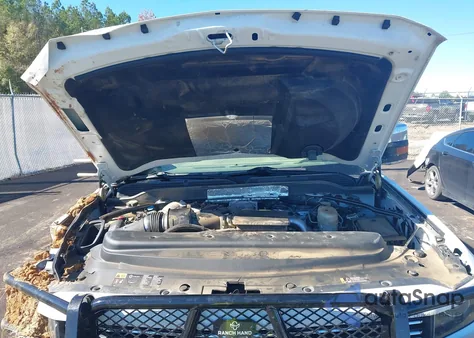 2017 Chevrolet Silverado 3500Hd z USA, uszkodzony, nr VIN 1GC4K0EY2HF249032